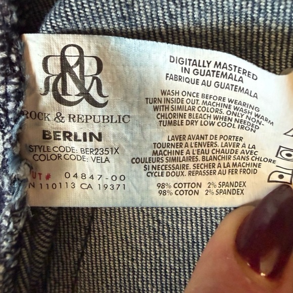 🔥👖 ROCK & REPUBLIC BERLIN Skinny Jeans | Size 29 | Studded R Logo - Picture 9 of 14